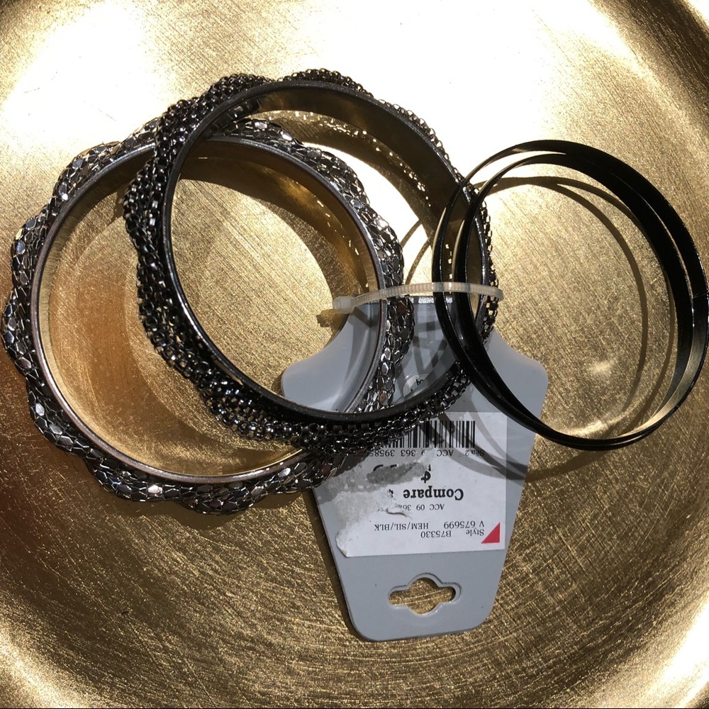 Lux Accessories Bangle Bracelets NWT